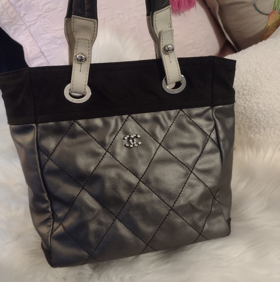 Authentic Chanel Bag - Picture 1 of 15